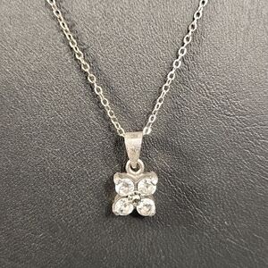 P21. 925 Sterling Silver Necklace with Crystal Glass Lucky Flower Pendant, 16"